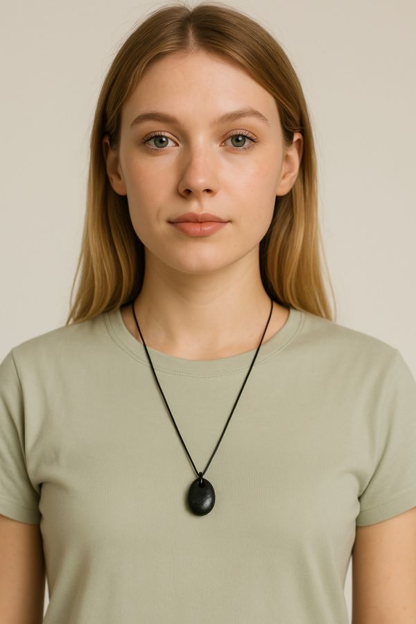 Ciondolo in Shungite pietra elegante